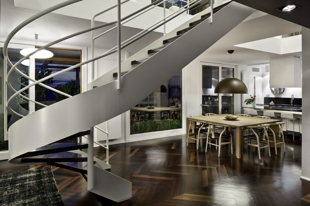 Apartment in San Vittore Olona by Silvio Maglione - 4