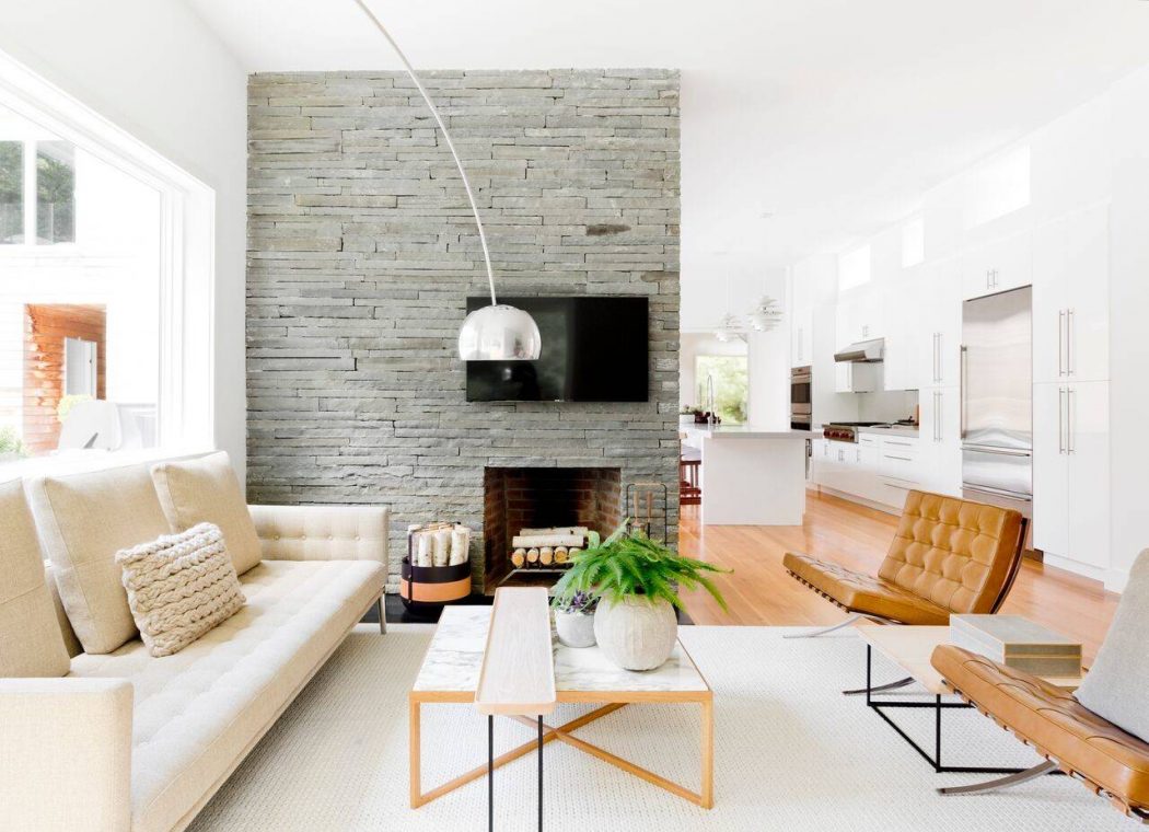 East Hampton Home by Timothy Godbold - 2