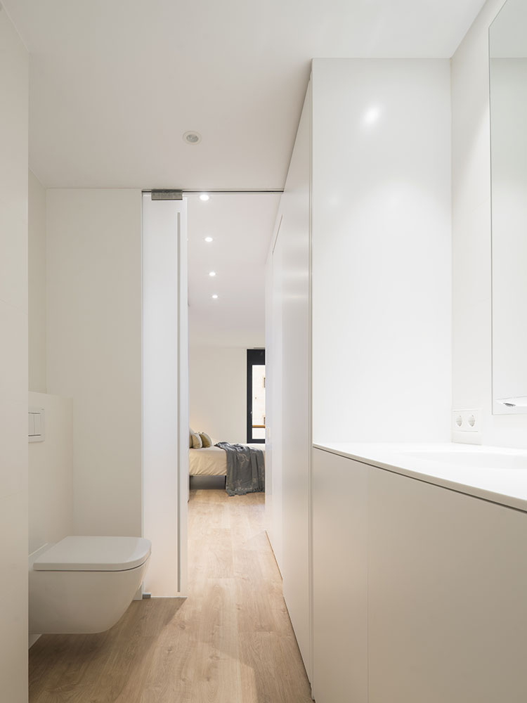 Minimalist House by Susanna Cots - 9
