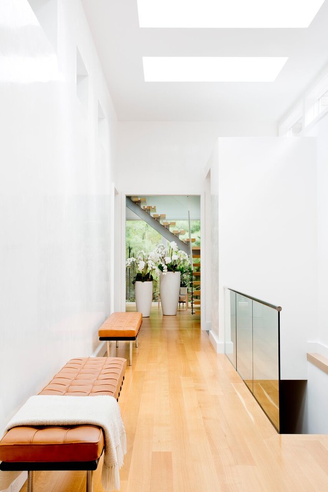 East Hampton Home by Timothy Godbold - 7