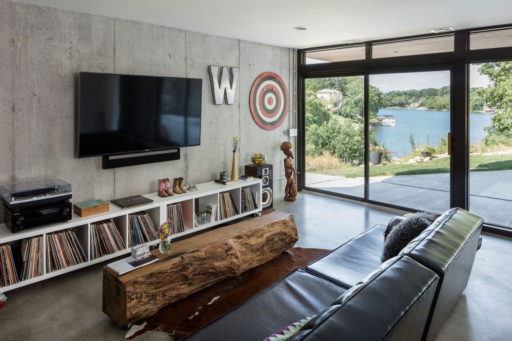 Modern Lodge by KEM Studio - 2