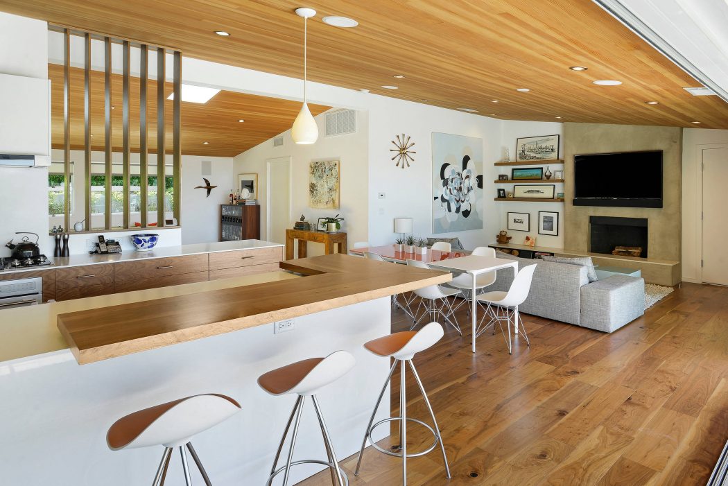 Home in Pacific Palisades by Waconah Construction - 6