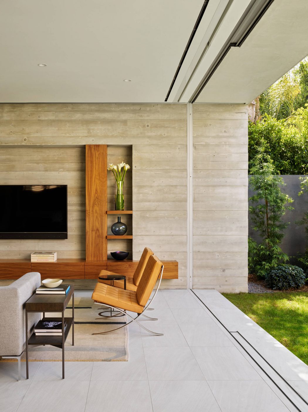Crescent Drive Home by Ehrlich Yanai Rhee Chaney Architects - 6