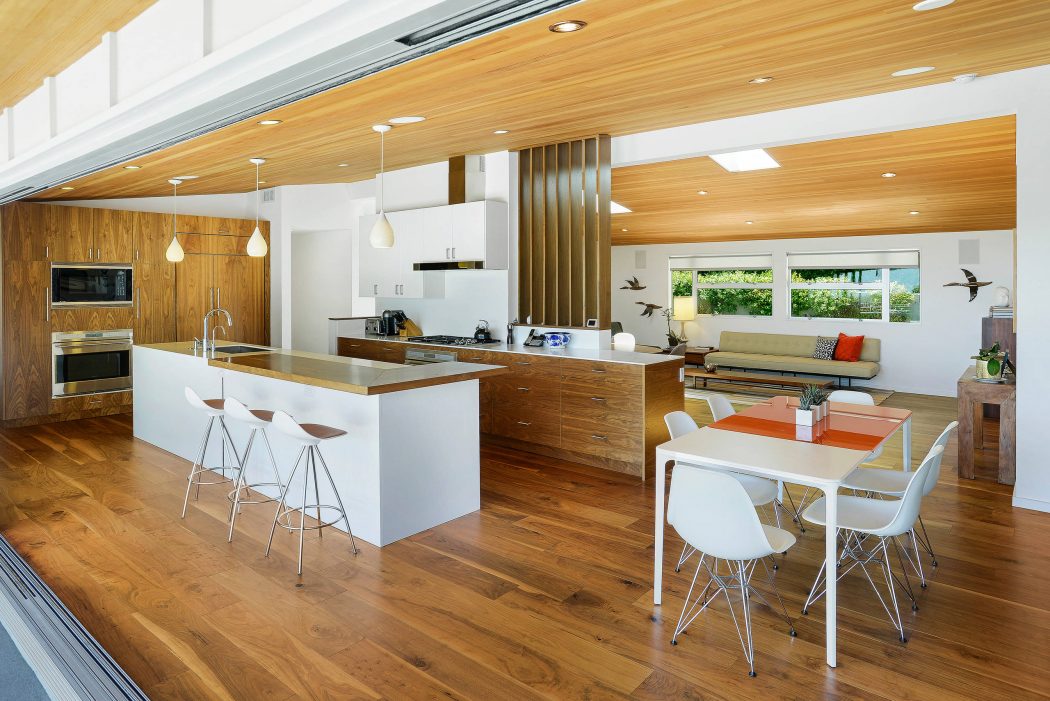 Home in Pacific Palisades by Waconah Construction - 8