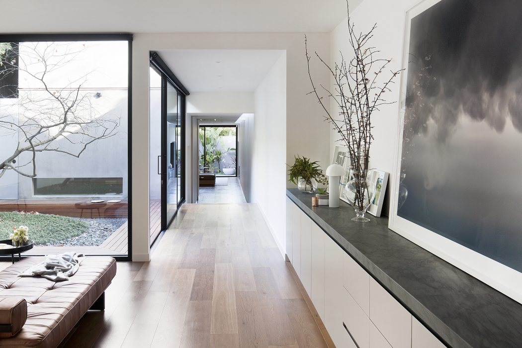 Courtyard House by Robson Rak Architects - 5