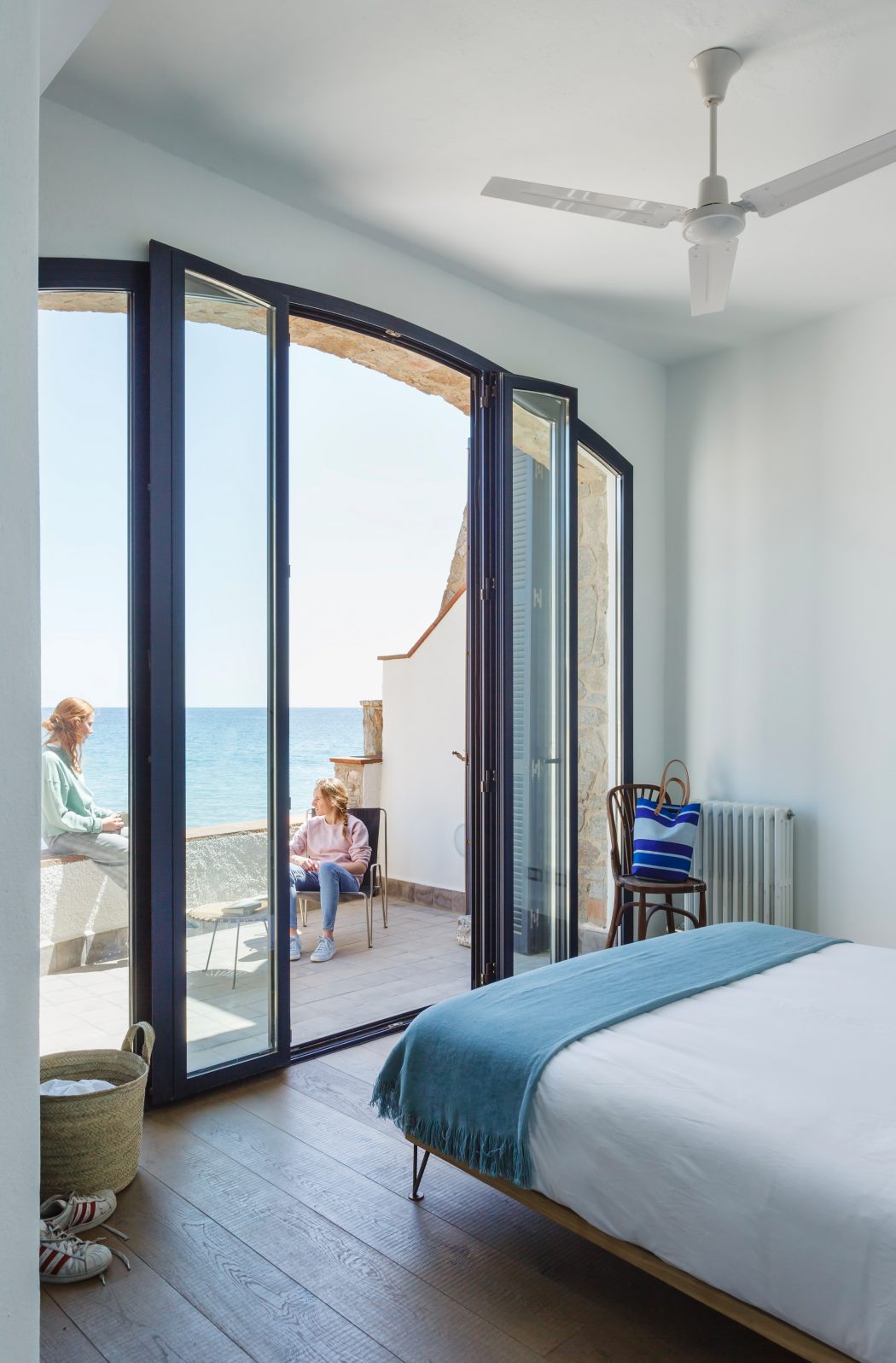 Beach House by Nook Architects - 10