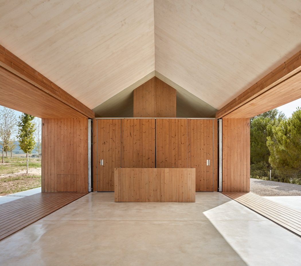 Cottage in Fontanars dels Alforins by Ramon Esteve Estudio - 3