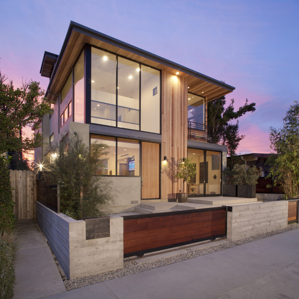 Cloy Ave Residence by Mayes Office - 10