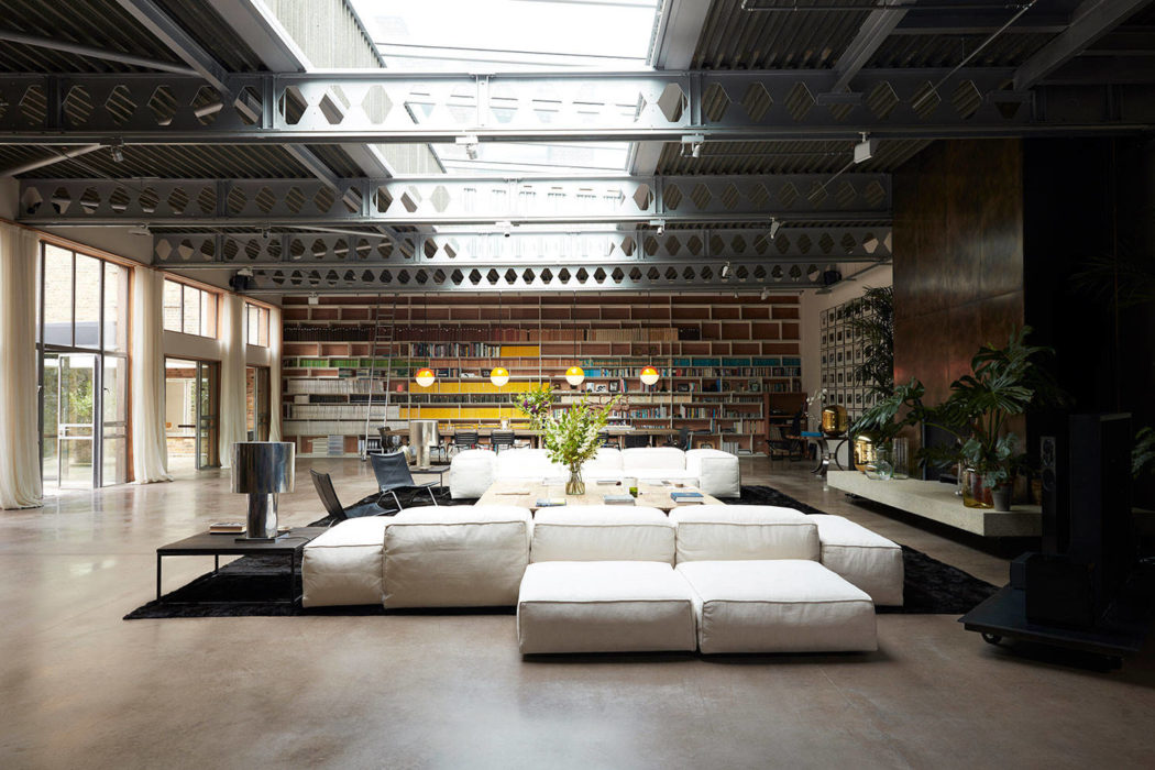 Camden House by Powell Tuck Associates - 1