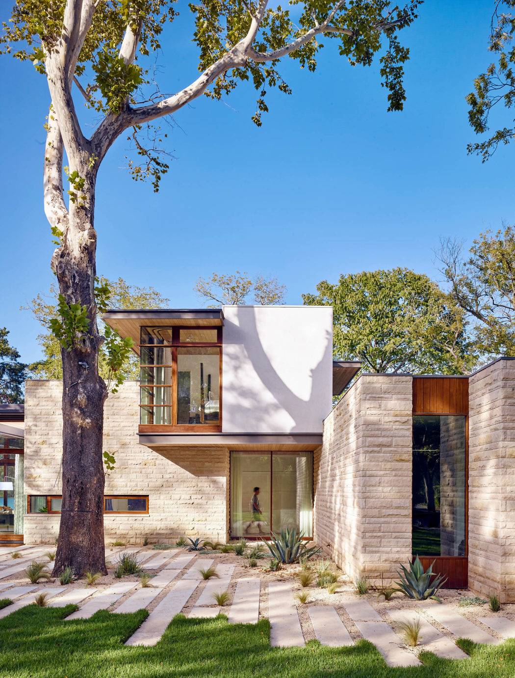 Lake Austin Residence by A Parallel Architecture - 7