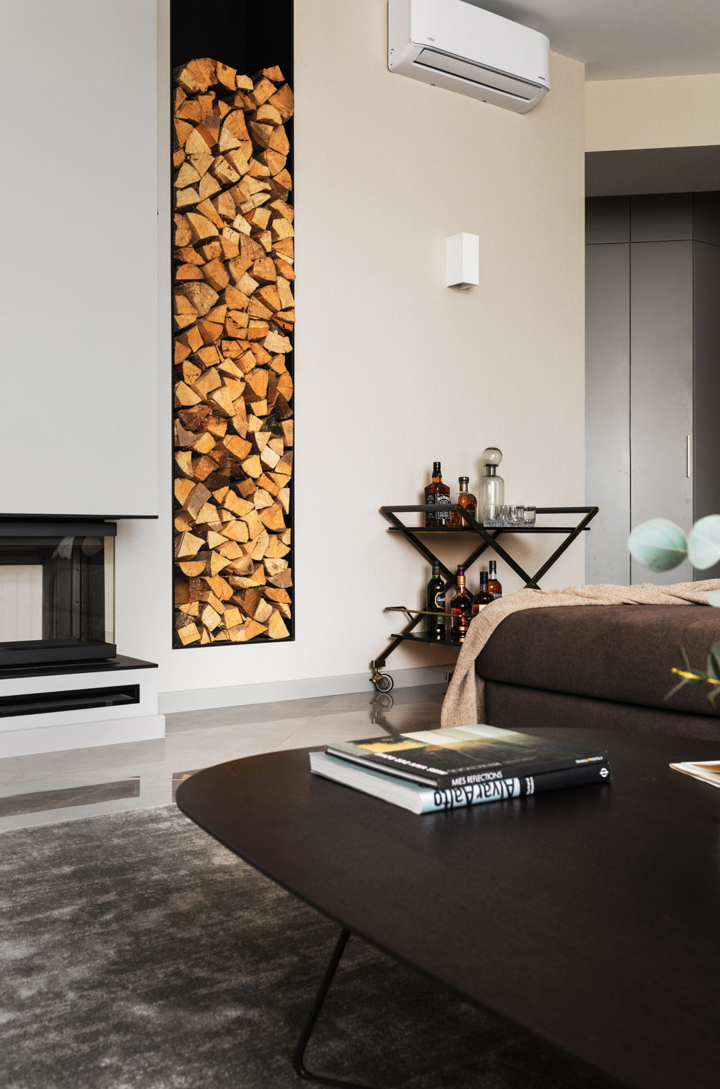 Apartment in St Petersburg by D&T Architects - 3