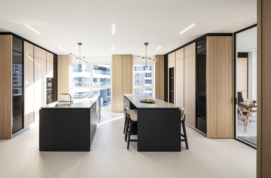Apartment by the Sea by Tal Goldsmith Fish Design Studio - 5
