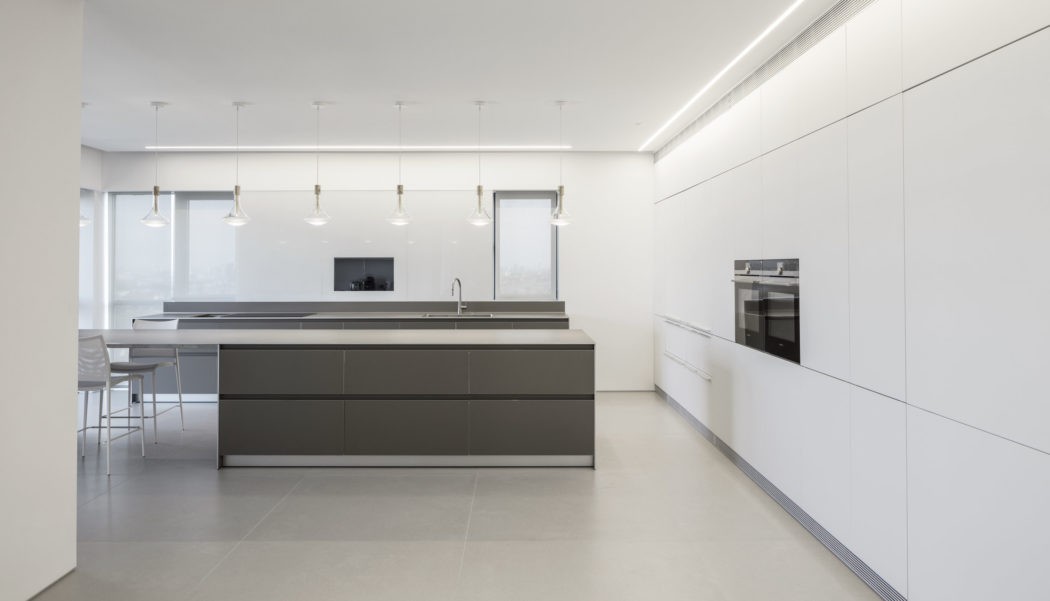 Duplex Apartment by Pitsou Kedem Architects - 6