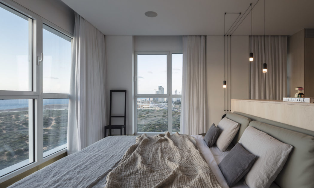 Apartment by the Sea by Tal Goldsmith Fish Design Studio - 8