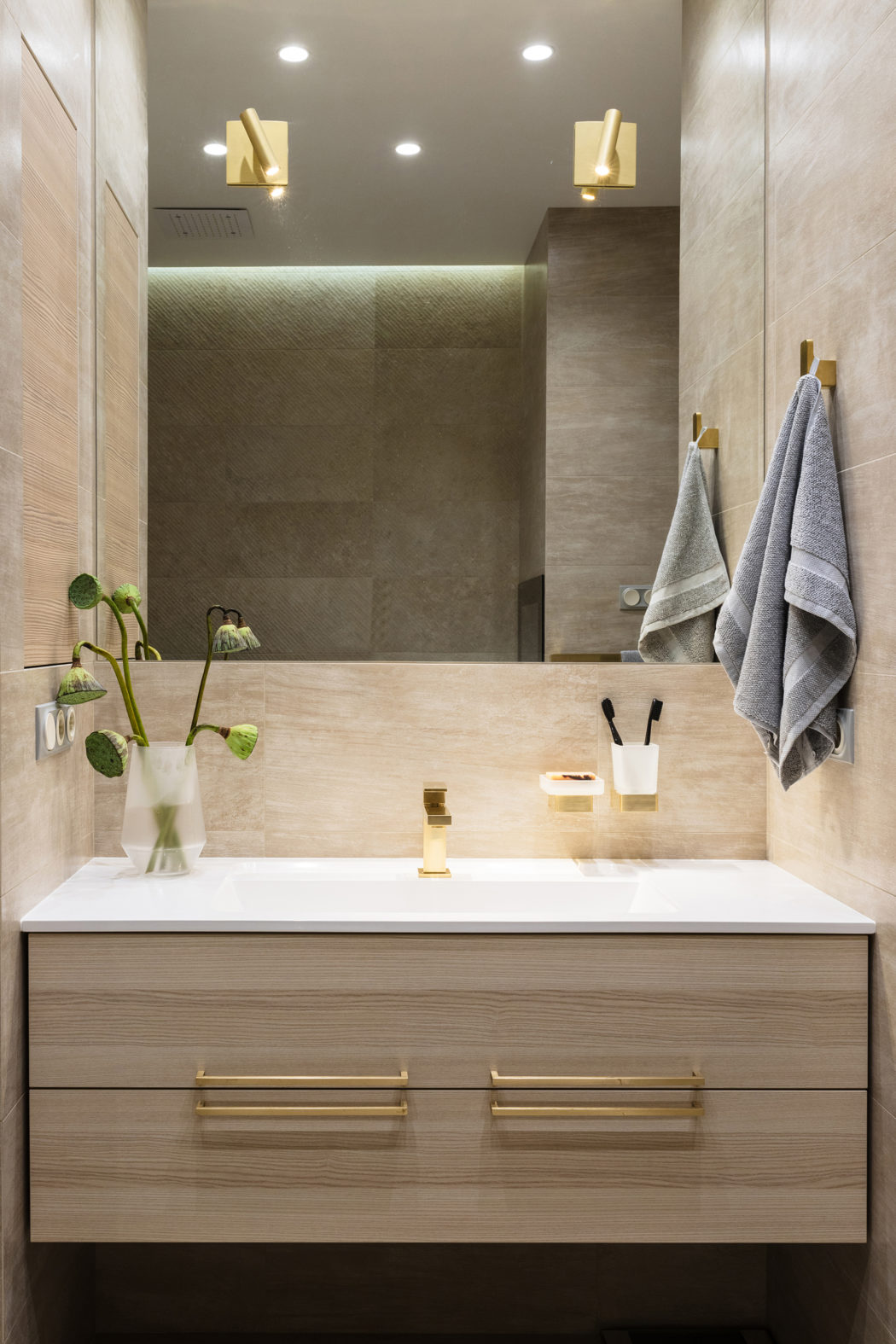 Apartment in St Petersburg by D&T Architects - 11