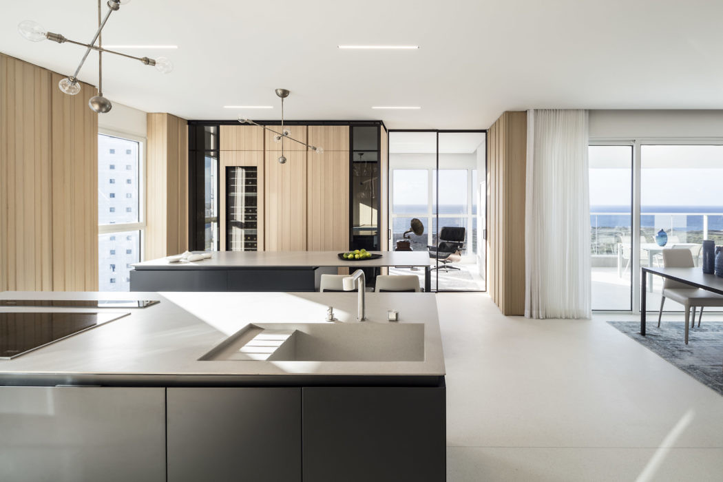 Apartment in Netanya by Tal Goldsmith Fish Design Studio - 6