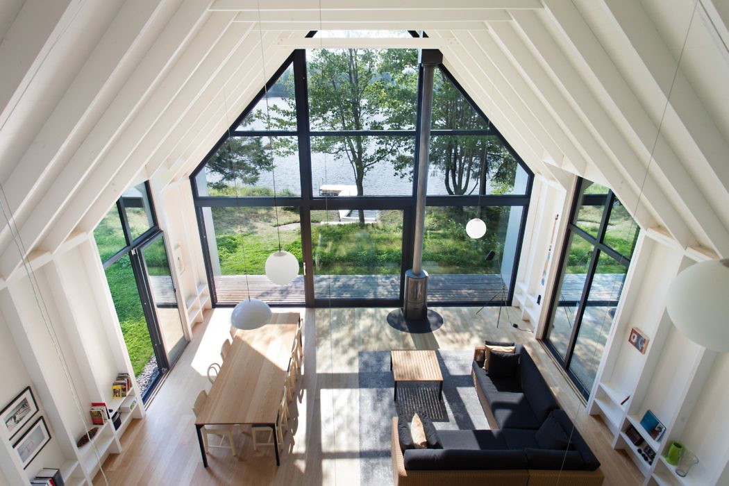 Modern Lake House by Yiacouvakis Hamelin Architectes - 4