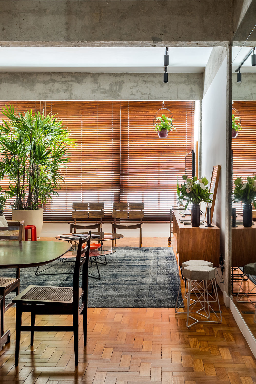 VB Apartment by F Studio Arquitetura + Design - 5