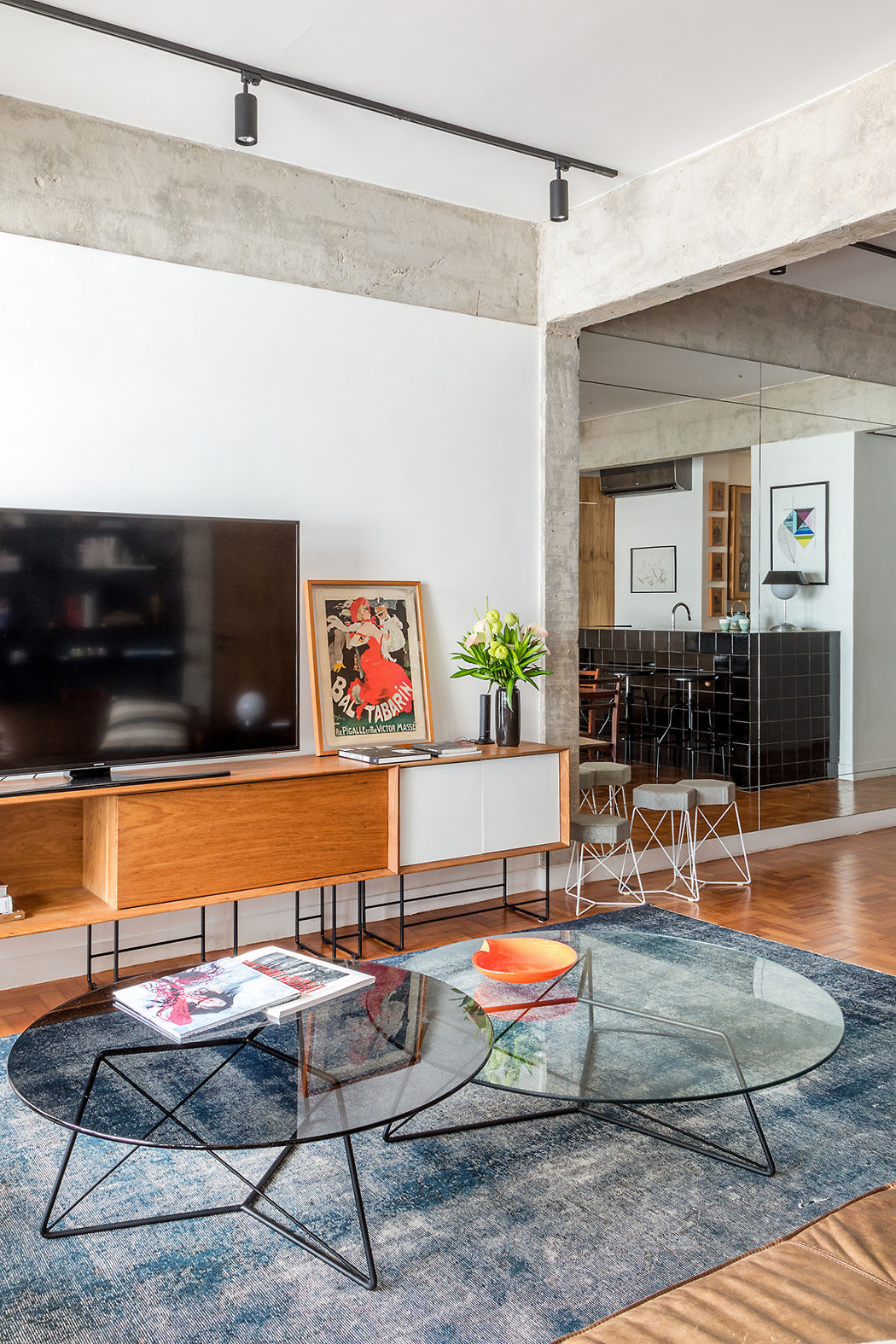 VB Apartment by F Studio Arquitetura + Design - 7