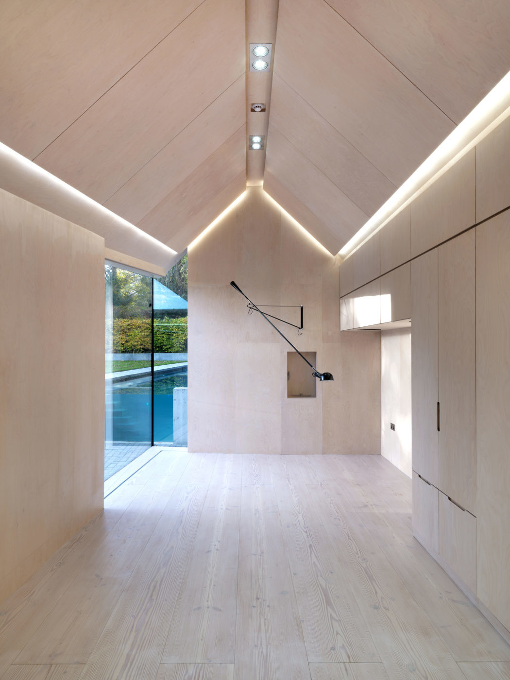 Cottage by Guy Hollaway Architects - 6