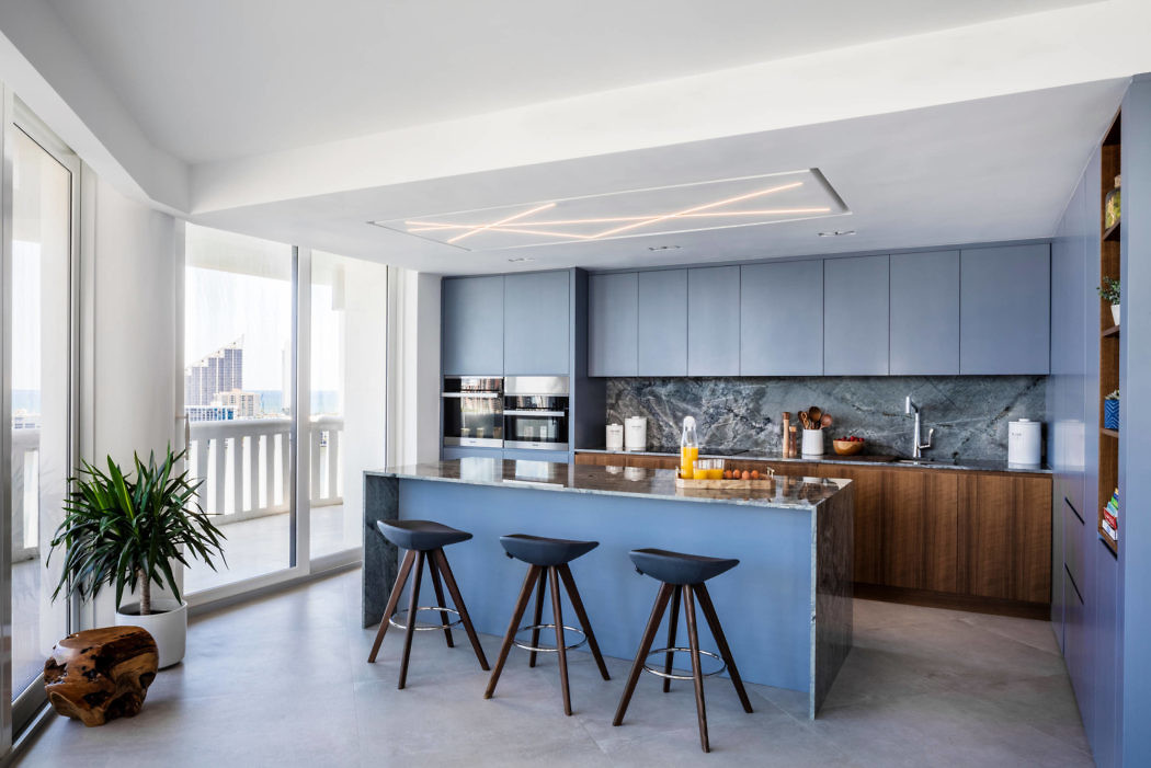 Williams Island Blvd by Mila Design - 5