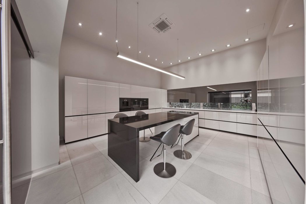 Contemporary Residence in Usovo - 4