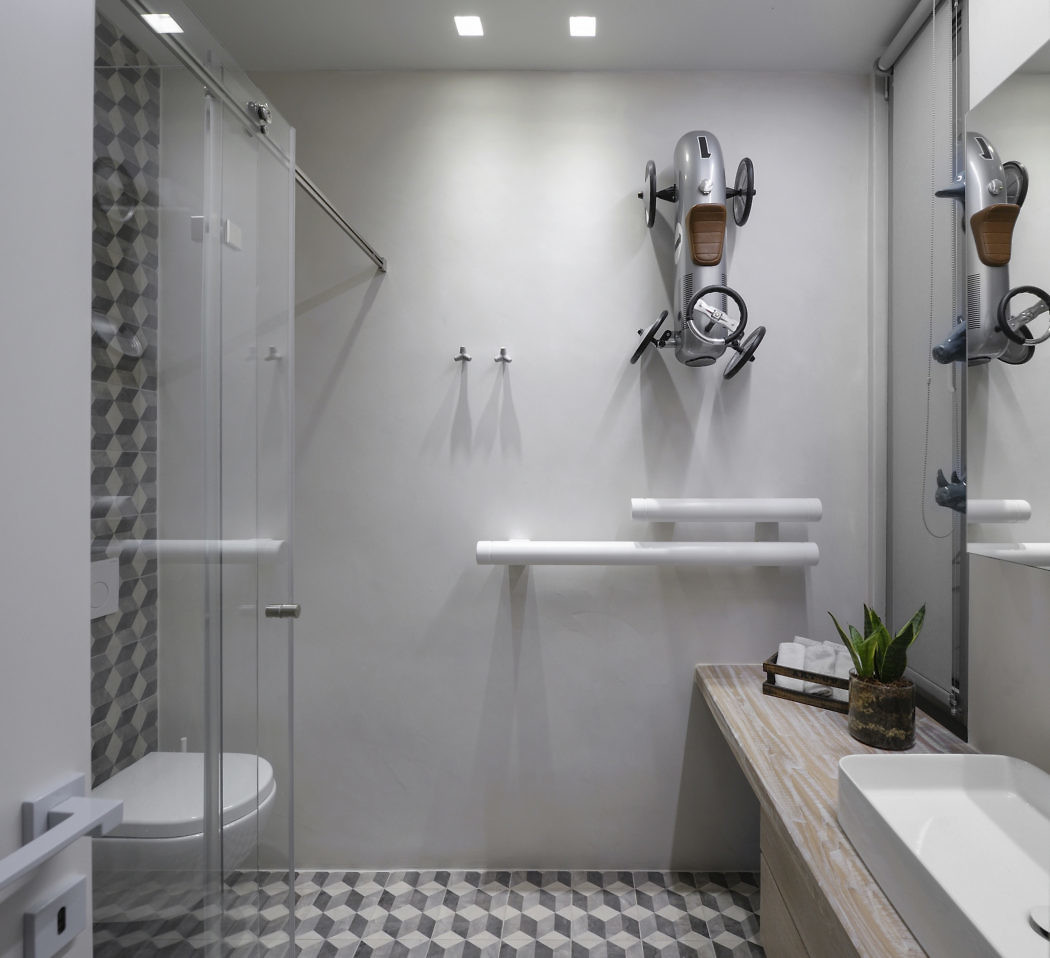 The Raw Apartment by Makridis Associates - 9