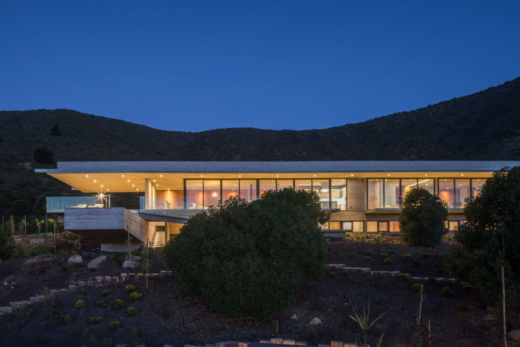 House H by Felipe Assadi Arquitectos - 14