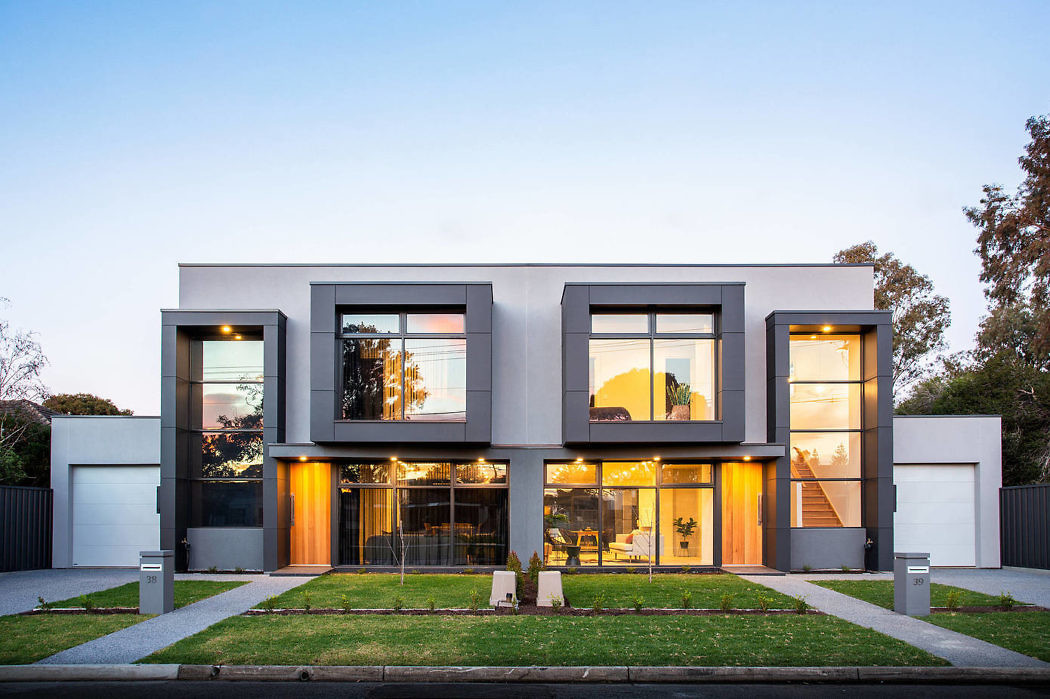 Luxury Townhouse by Claridge Construction - 2