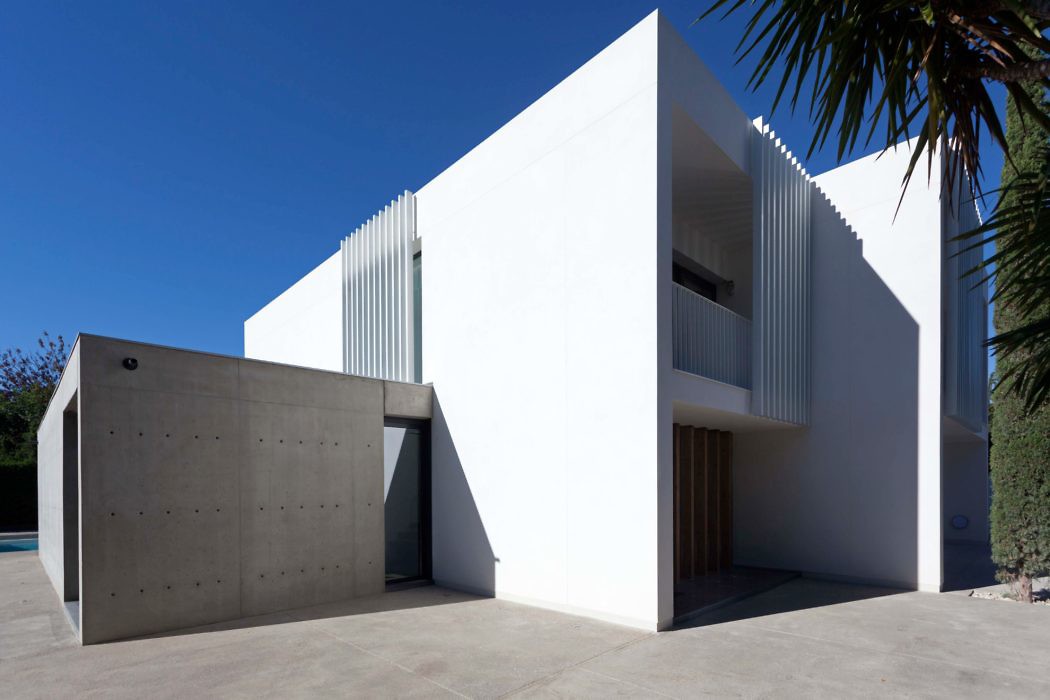 Detached House by Mano de Santo – Architecture Team - 5