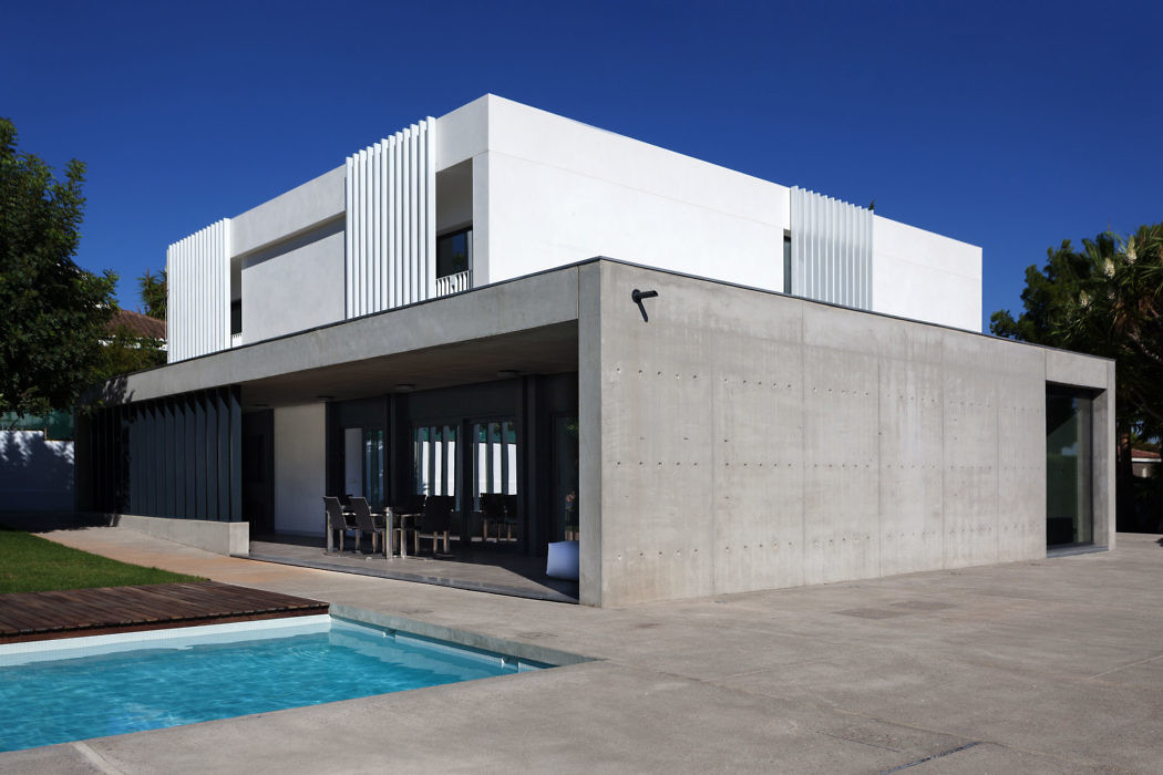 Detached House by Mano de Santo – Architecture Team - 1