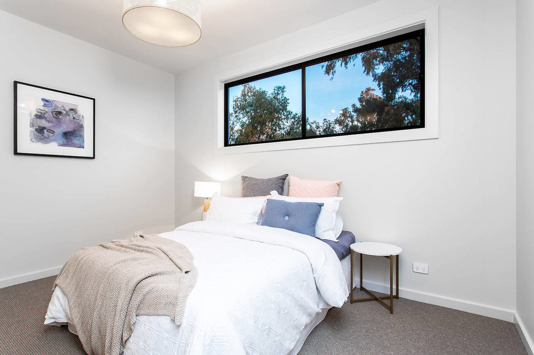 Luxury Townhouse by Claridge Construction - 7