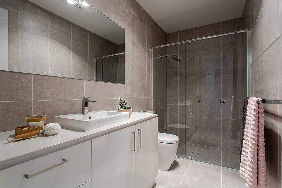 Luxury Townhouse by Claridge Construction - 9