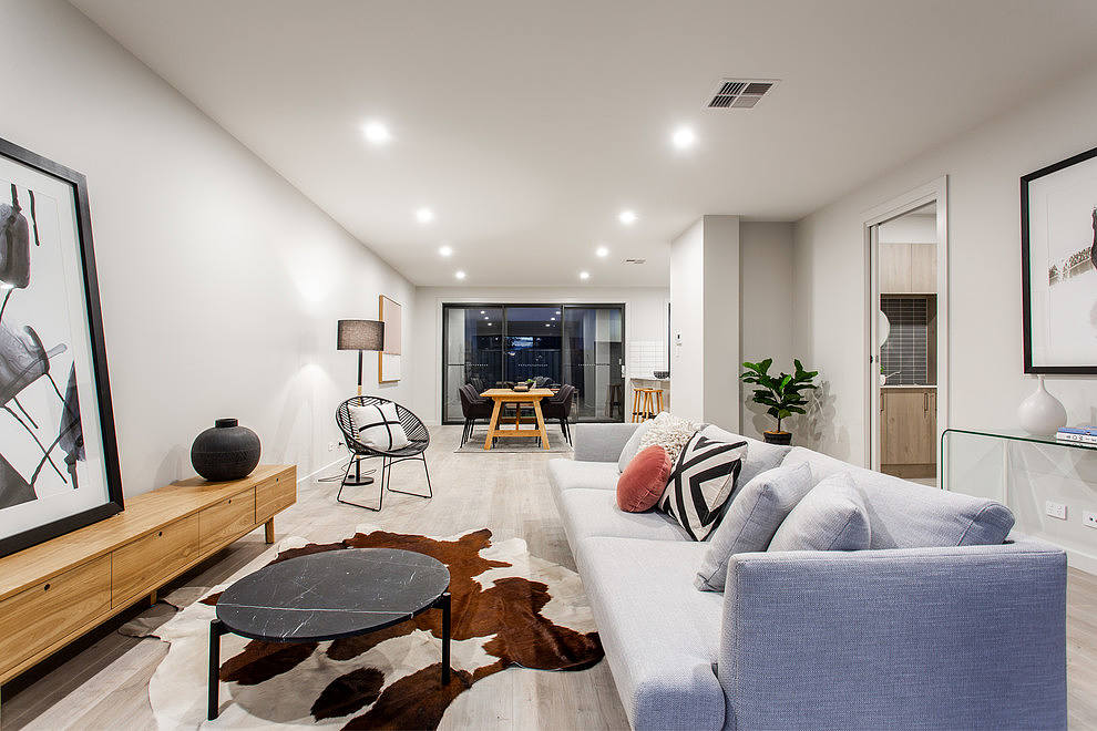 Luxury Townhouse by Claridge Construction - 4