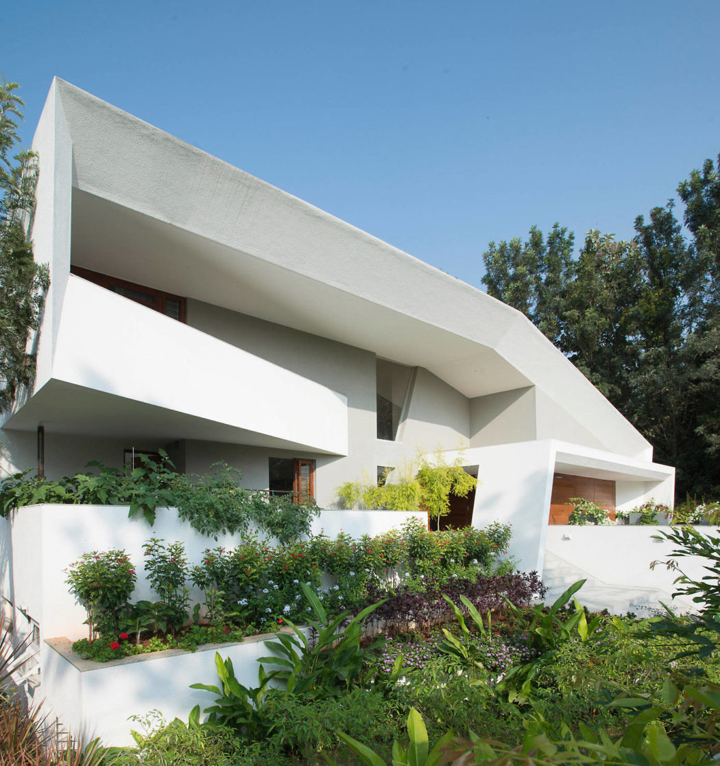 Courtyard House by Architecture Paradigm - 8