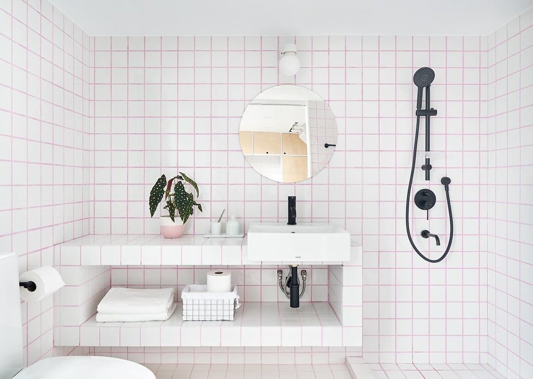 Muzha Micro Flat by Phoebe Says Wow Architects - 4