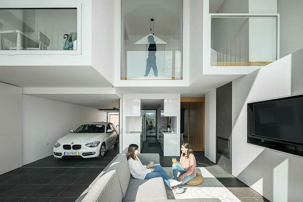 Arch House by FRARI - 3