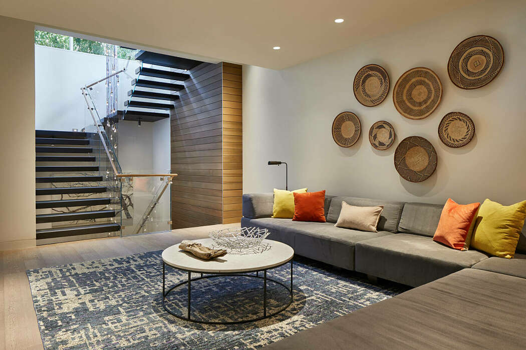 Mercer Island Home by Garret Cord Werner - 7
