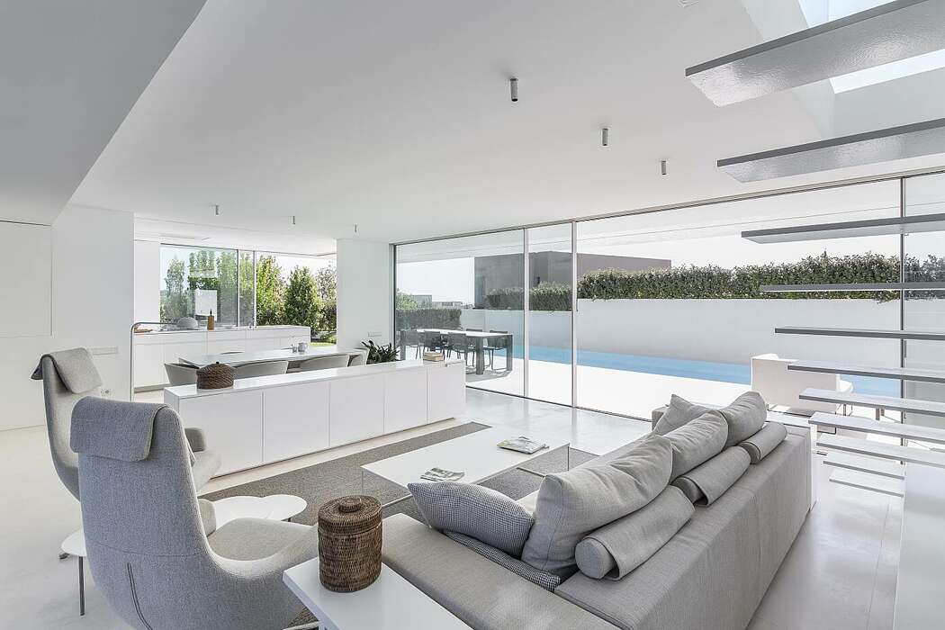 STR Residence by Gallardo Llopis Arquitectos - 3