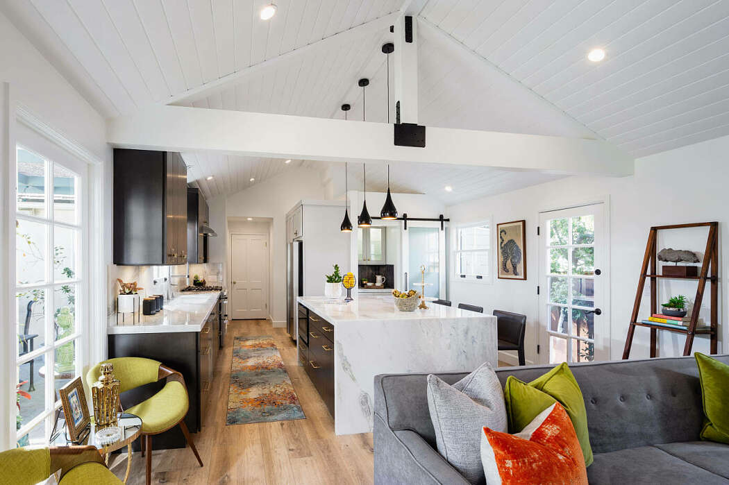 Mid Century Home by Monica Ledesma Design - 2