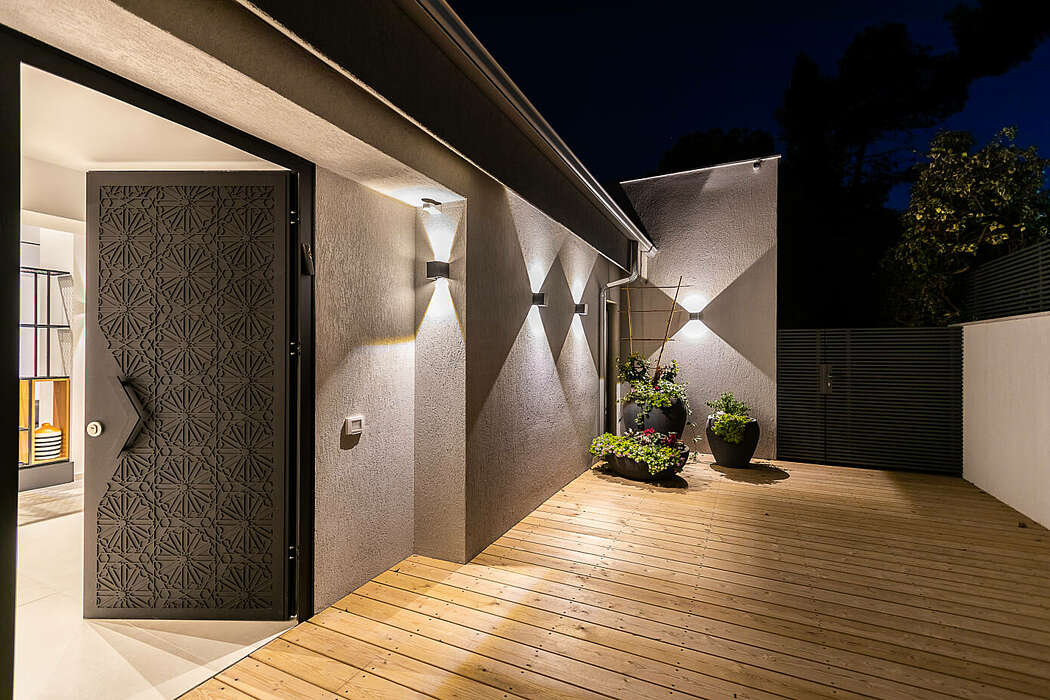 Residence in Haifa by Saab Architects - 12