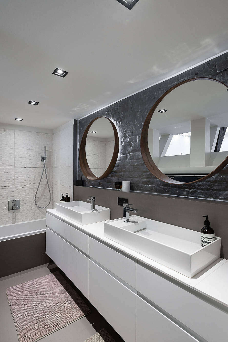 Apartment in Lille by Maison Touro - 9