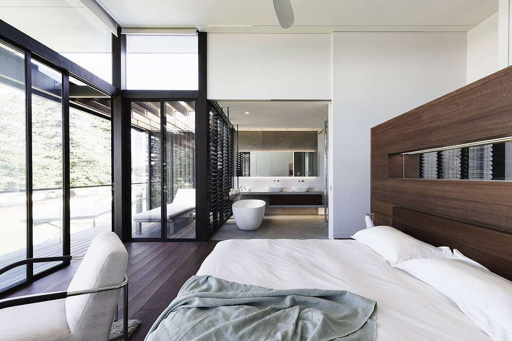 Beach House by Architecture Saville Isaacs - 6