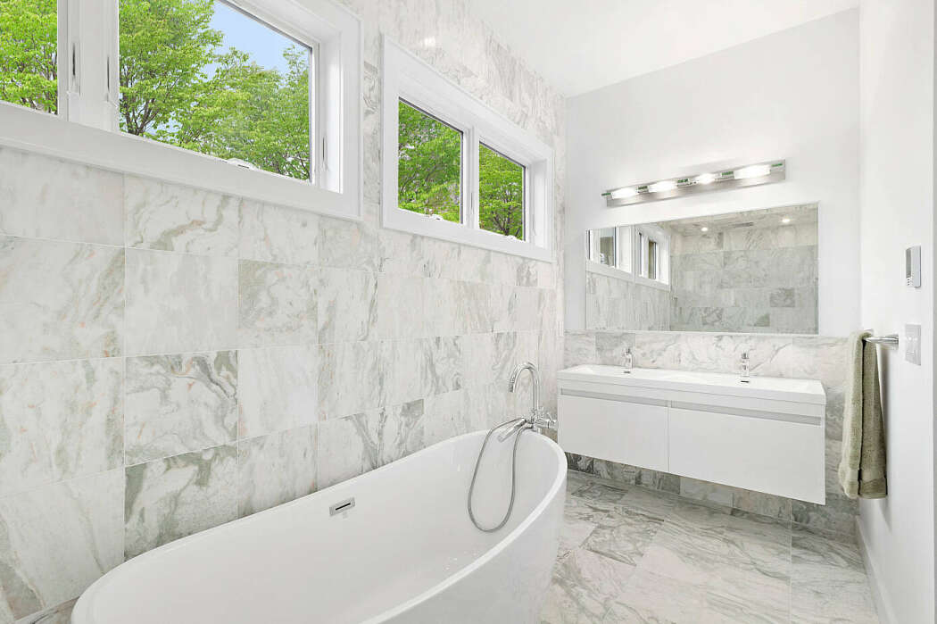East Hampton Modern by Alexim Builders - 10