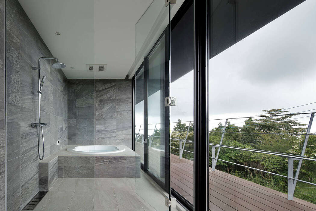 Lake Ashi Home by Starchitects - 9