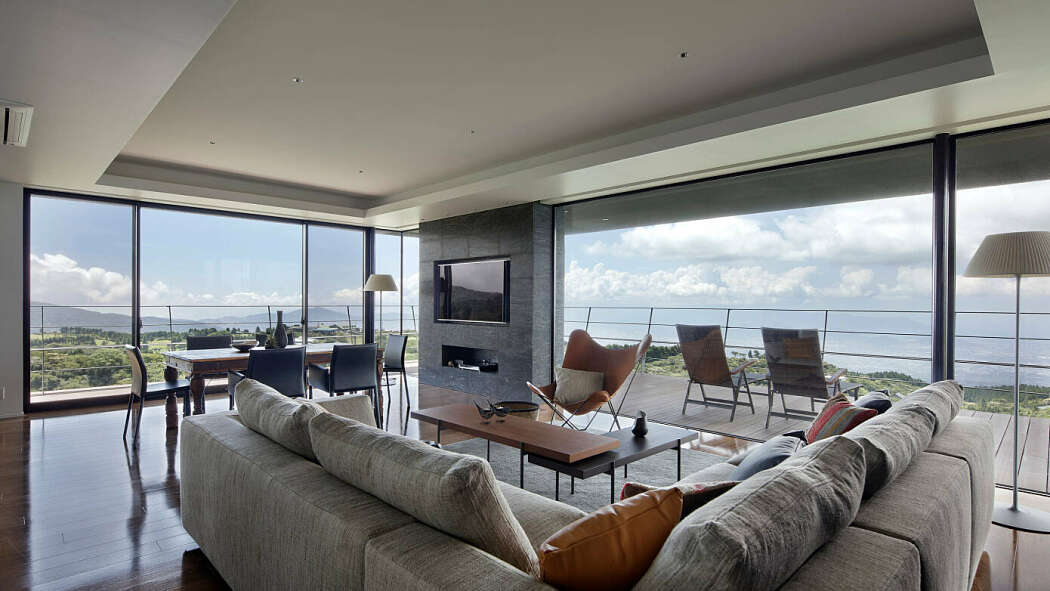 Lake Ashi Home by Starchitects - 2