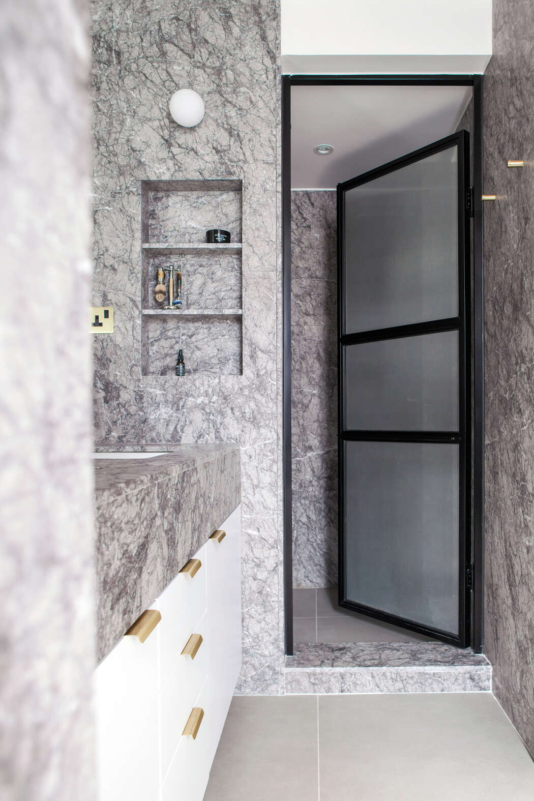 Quarry Bay Residence by Lim + Lu - 8