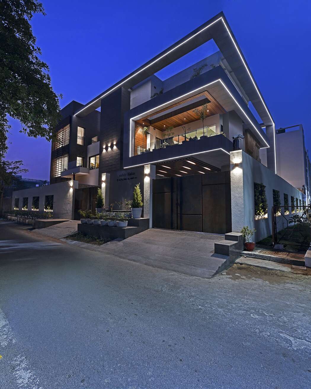 Aashirwad Residence by 42mm Architecture - 10