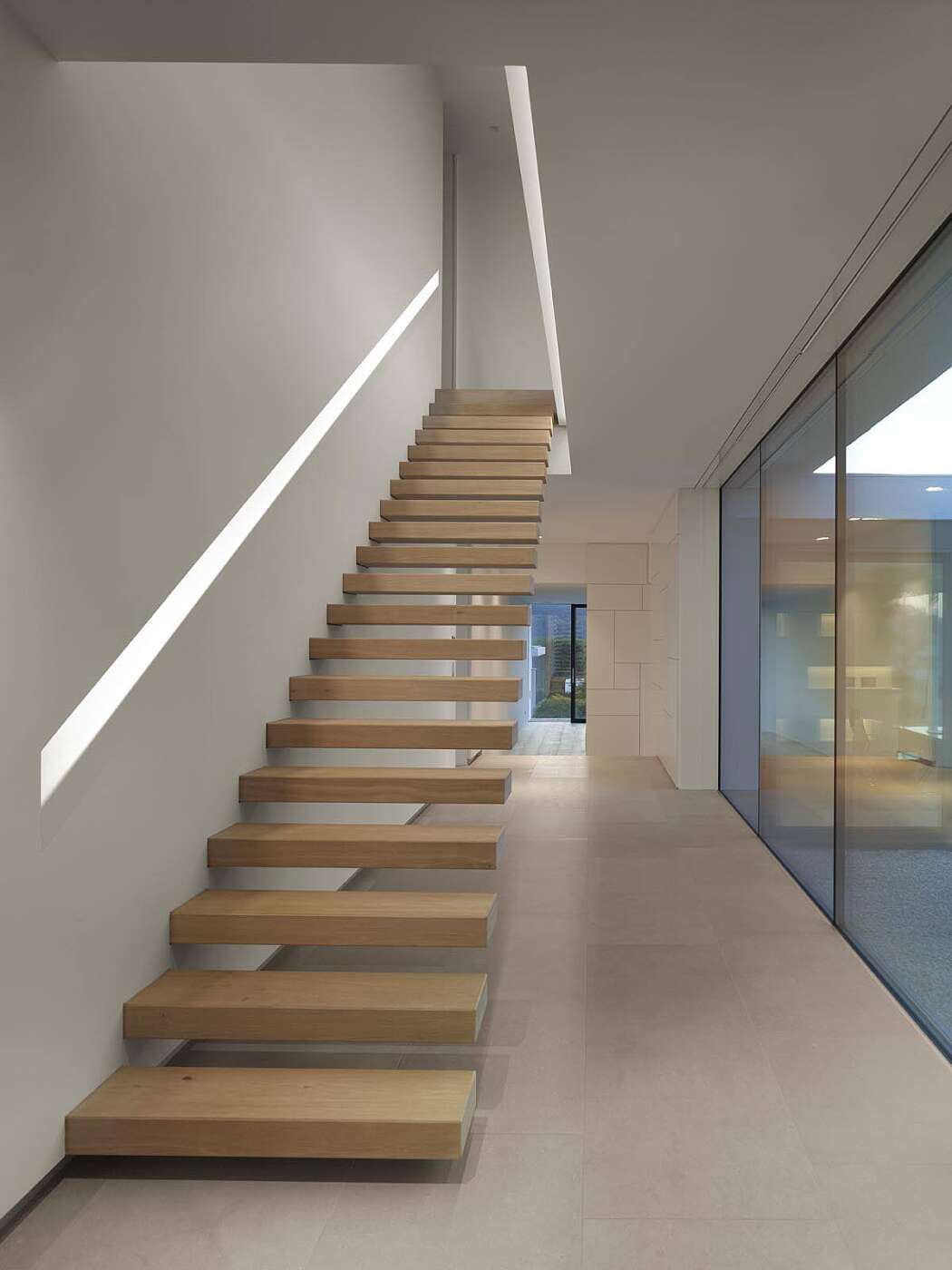 Villa in Franken by Weber + Hummel Architekten - 4