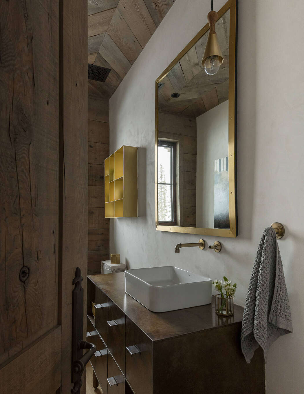 Chalet YCMT by Pearson Design Group - 9